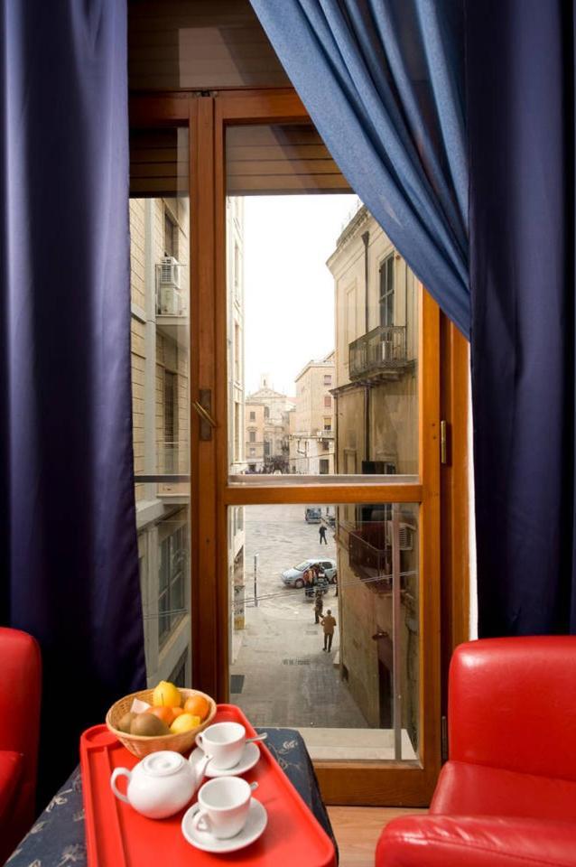 Mammasisi Rooms Лечче Экстерьер фото